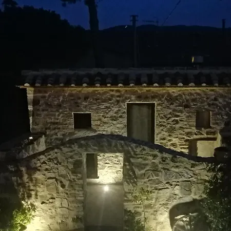 Vecchio Casale Quercetino - Il Forno * Montenero d'Orcia